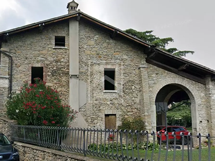 Immagine 1 di Villa in vendita  in Via Tommaso dal Molin a Desenzano Del Garda