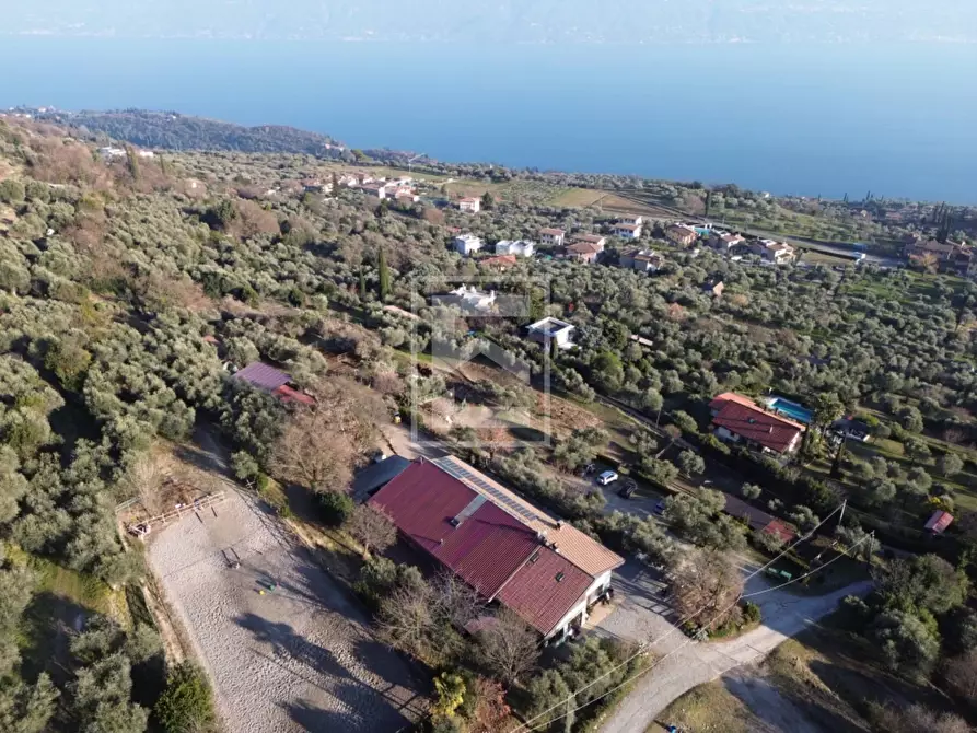 Immagine 1 di Agriturismo in vendita  in Via Castello 10 a Toscolano-Maderno