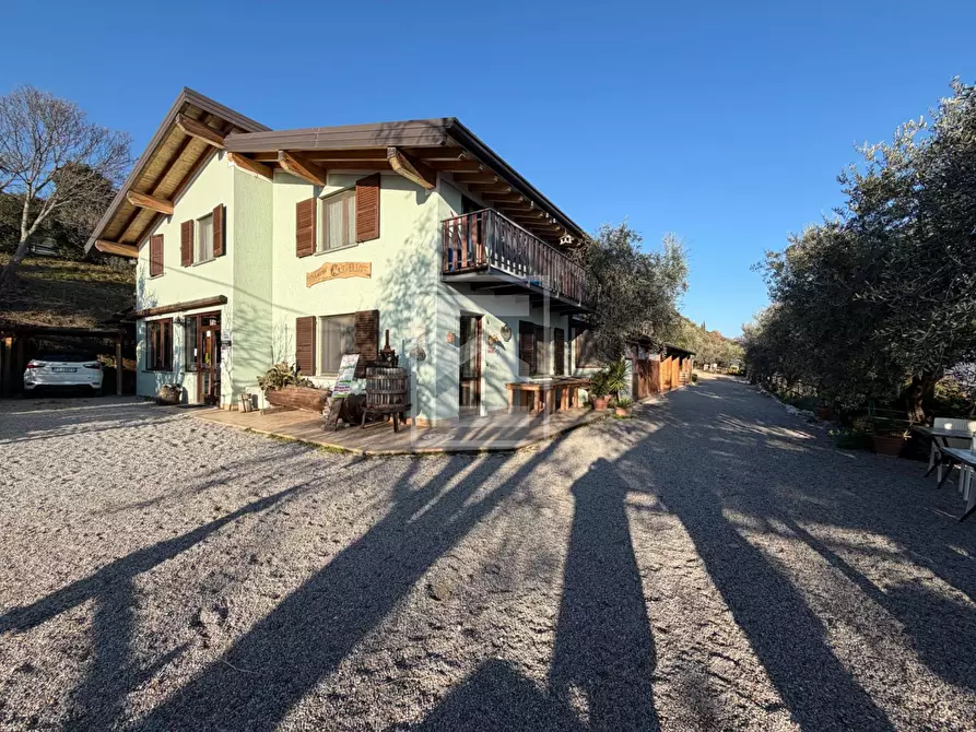 Immagine 6 di Agriturismo in vendita  in Via Castello 10 a Toscolano-Maderno