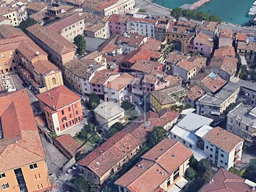 Immagine 2 di Casa indipendente in vendita  in Via Nazario Sauro a Desenzano Del Garda