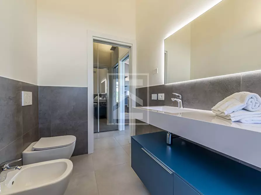 Immagine 6 di Terreno residenziale in vendita  in via dei colli a Desenzano Del Garda