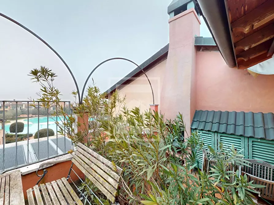 Immagine 4 di Appartamento in vendita  in Località Sermana 1 a Peschiera Del Garda