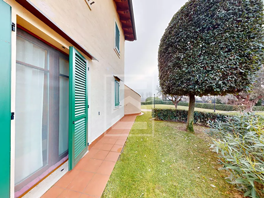 Immagine 21 di Appartamento in vendita  in Bassana 4 a Peschiera Del Garda