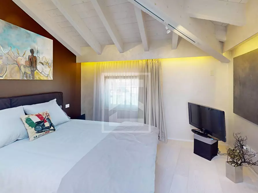 Immagine 12 di Attico in vendita  in via Pietro da Salò 60b a Salò