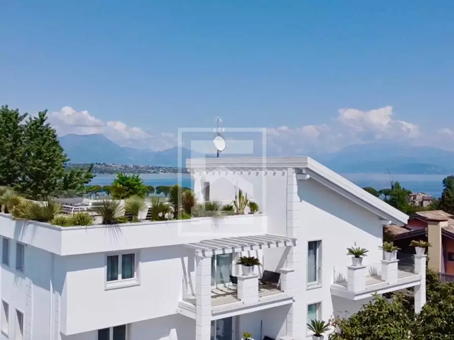 Immagine 1 di Albergo/B&B/Residence in vendita  in via Vo' a Desenzano Del Garda