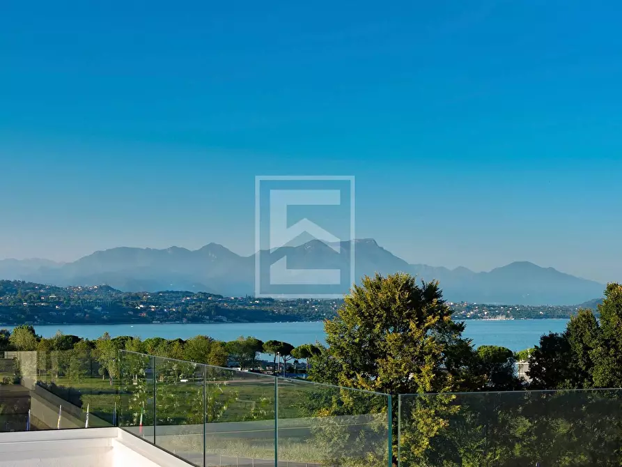 Immagine 5 di Albergo/B&B/Residence in vendita  in via Vo' a Desenzano Del Garda