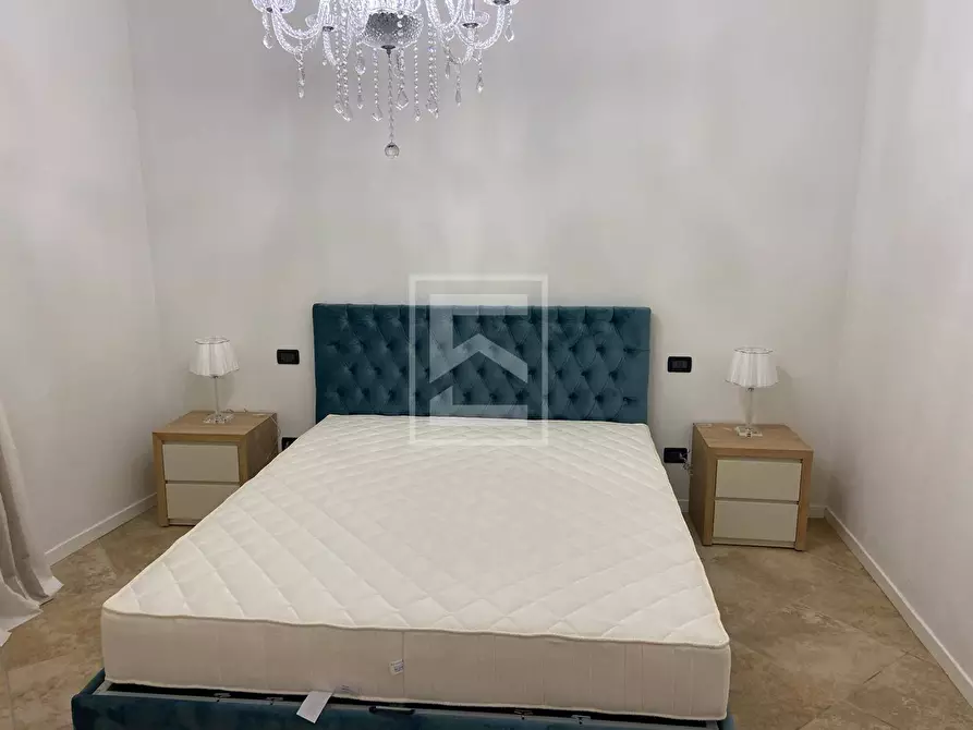 Immagine 11 di Appartamento in vendita  in via Vaccarolo a Desenzano Del Garda