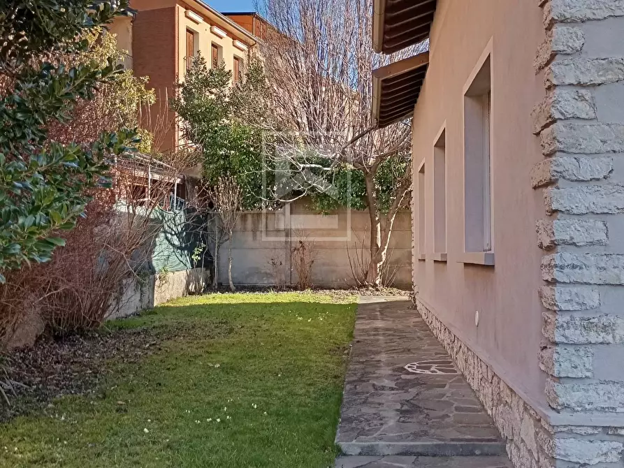 Immagine 6 di Villa in vendita  in Via Badiale a Calvagese Della Riviera