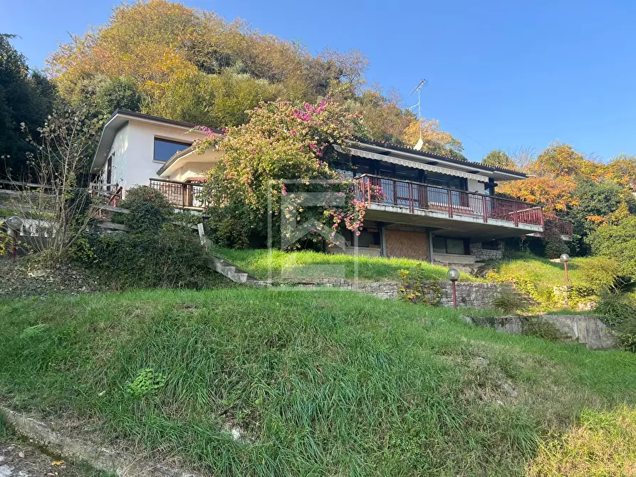 Immagine 2 di Villa in vendita  in via dei mulini 21 a Calvagese Della Riviera