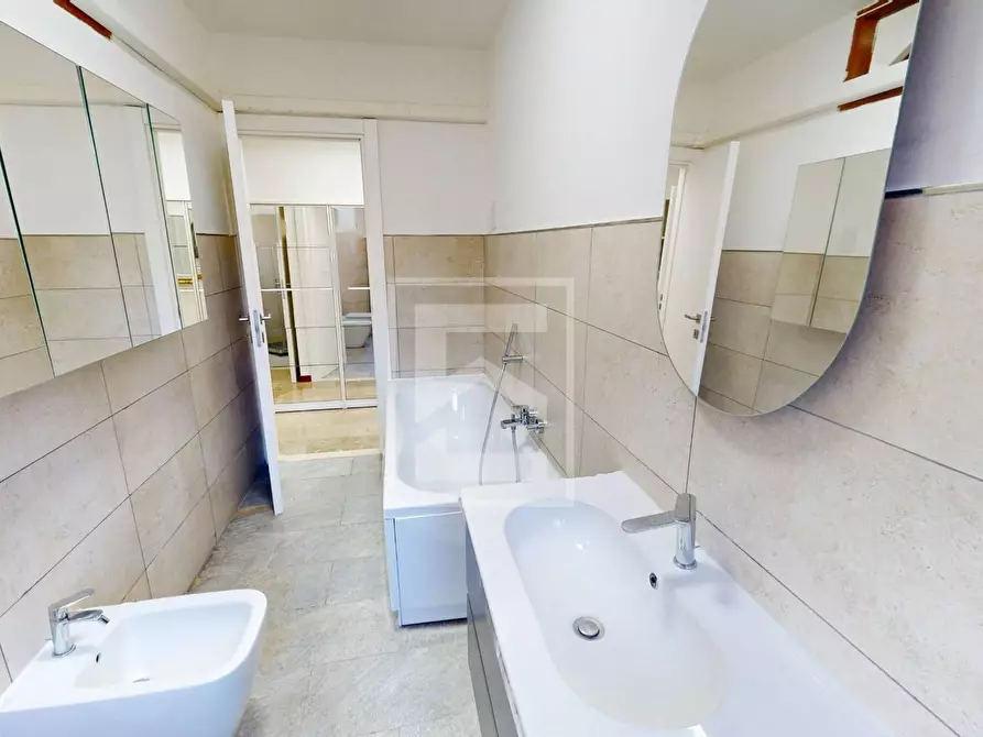 Immagine 7 di Appartamento in vendita  a San Felice Del Benaco