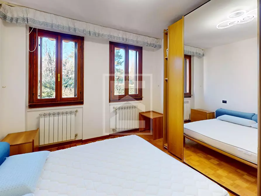 Immagine 15 di Appartamento in vendita  a San Felice Del Benaco