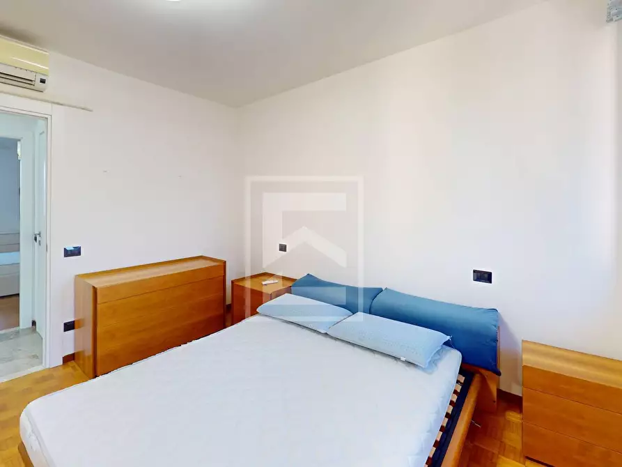 Immagine 18 di Appartamento in vendita  a San Felice Del Benaco