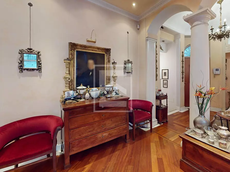 Immagine 2 di Villa in vendita  in Via Giuseppe Giacosa a Milano