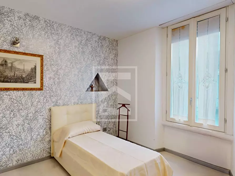 Immagine 20 di Villa in vendita  in Via Giuseppe Giacosa a Milano