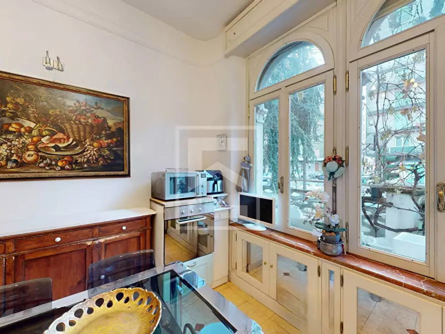 Immagine 5 di Villa in vendita  in Via Giuseppe Giacosa a Milano