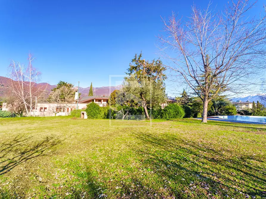 Immagine 22 di Appartamento in vendita  a San Felice Del Benaco