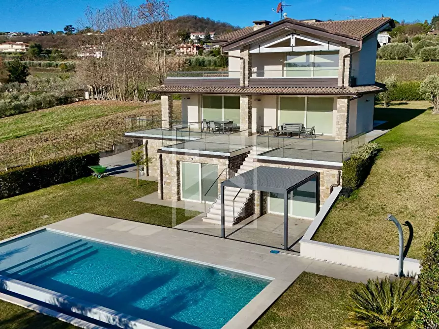 casa indipendente in vendita a Calvagese della Riviera