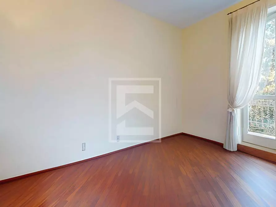 Immagine 16 di Appartamento in vendita  a Gardone Riviera