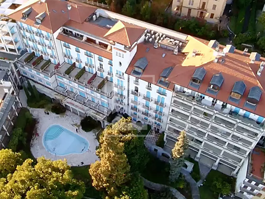 Immagine 29 di Appartamento in vendita  a Gardone Riviera