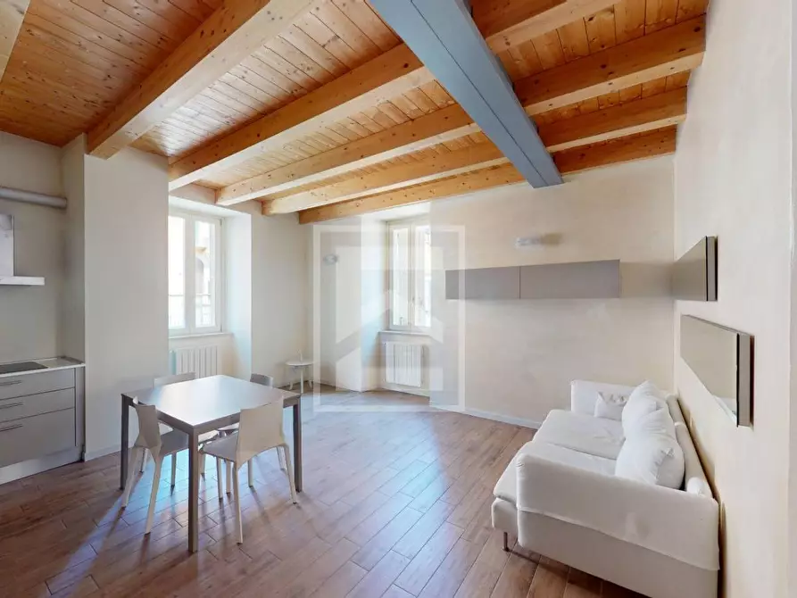 Immagine 1 di Appartamento in vendita  in via Calsone 51 a Salò