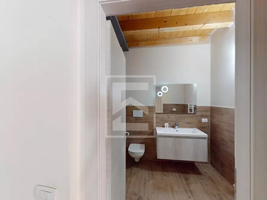 Immagine 13 di Appartamento in vendita  in via Calsone 51 a Salò