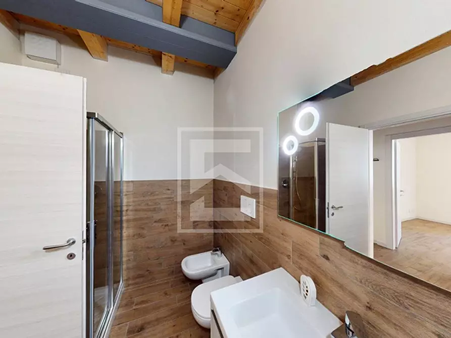 Immagine 18 di Appartamento in vendita  in via Calsone 51 a Salò