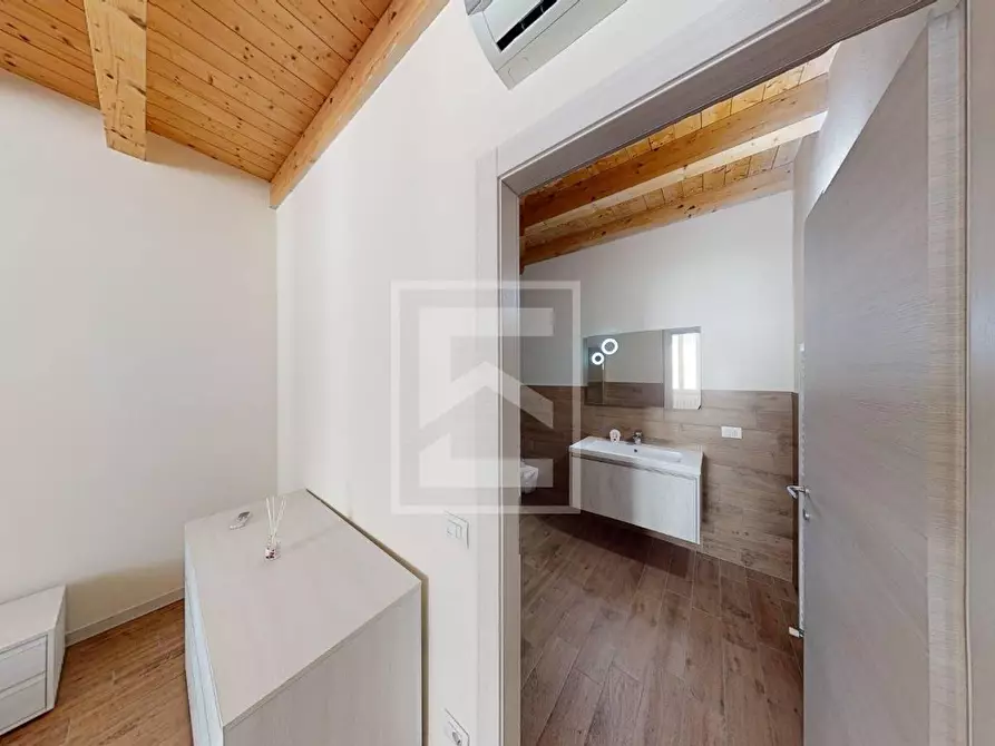 Immagine 12 di Appartamento in vendita  in via Calsone 51 a Salò