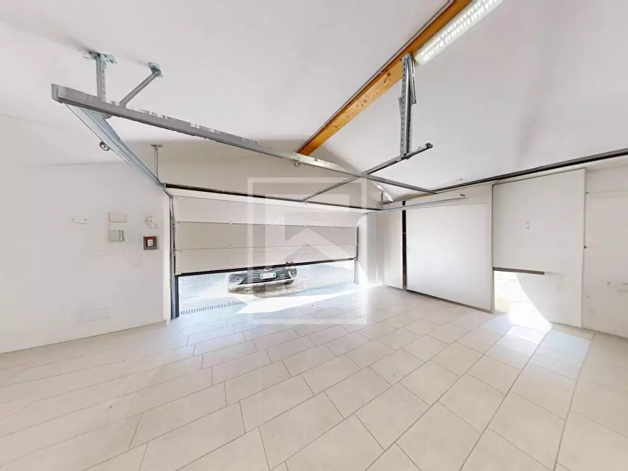 Immagine 37 di Villa in vendita  in Via Monte Saltarino a Soiano Del Lago