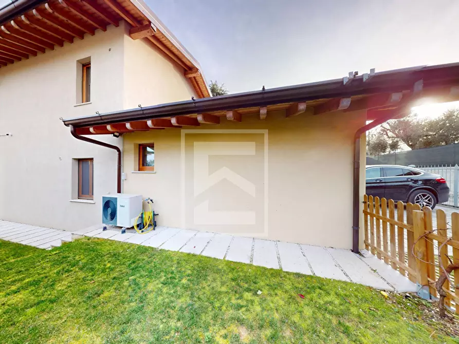 Immagine 36 di Villa in vendita  in Via Monte Saltarino a Soiano Del Lago