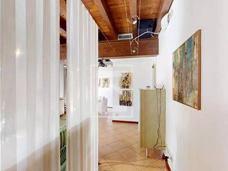 Immagine 2 di Appartamento in vendita  in Località Sermana 1 a Peschiera Del Garda