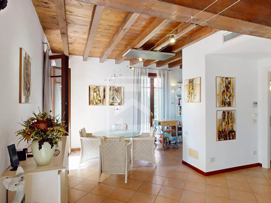 Immagine 7 di Appartamento in vendita  in Località Sermana 1 a Peschiera Del Garda