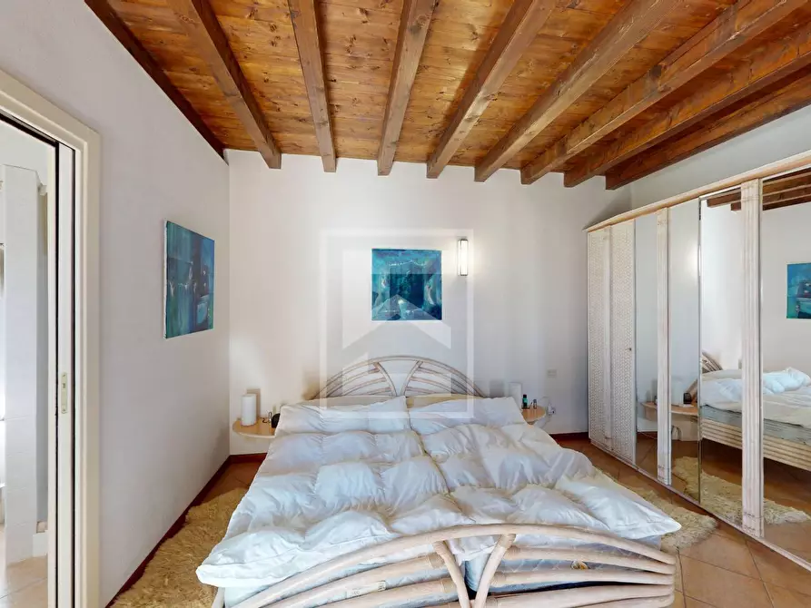 Immagine 28 di Appartamento in vendita  in Località Sermana 1 a Peschiera Del Garda