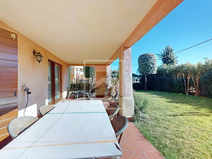 Immagine 36 di Appartamento in vendita  in Località Sermana 1 a Peschiera Del Garda