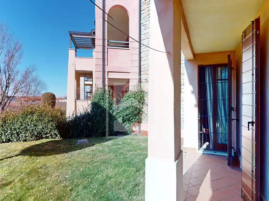 Immagine 40 di Appartamento in vendita  in Località Sermana 1 a Peschiera Del Garda