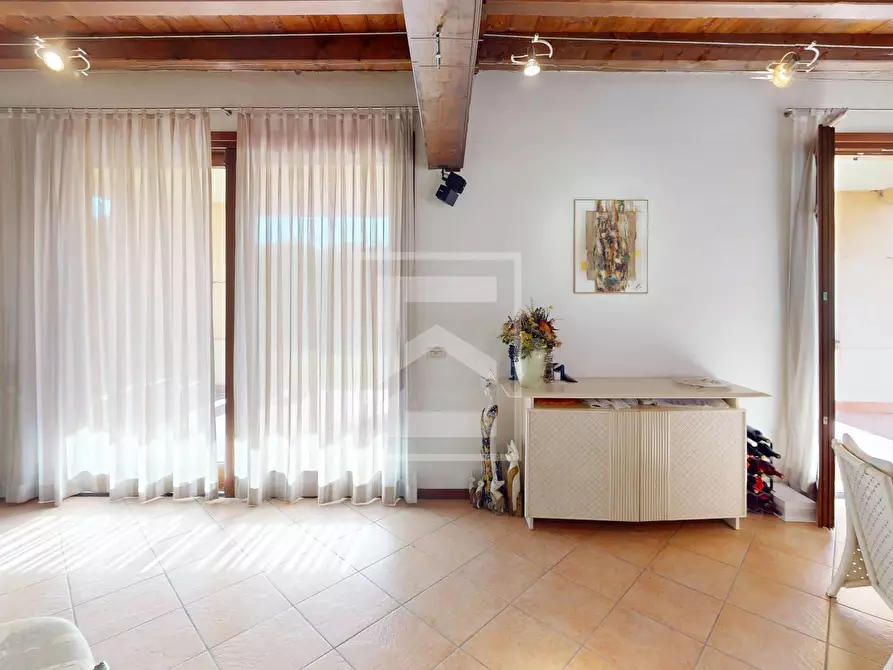 Immagine 4 di Appartamento in vendita  in Località Sermana 1 a Peschiera Del Garda