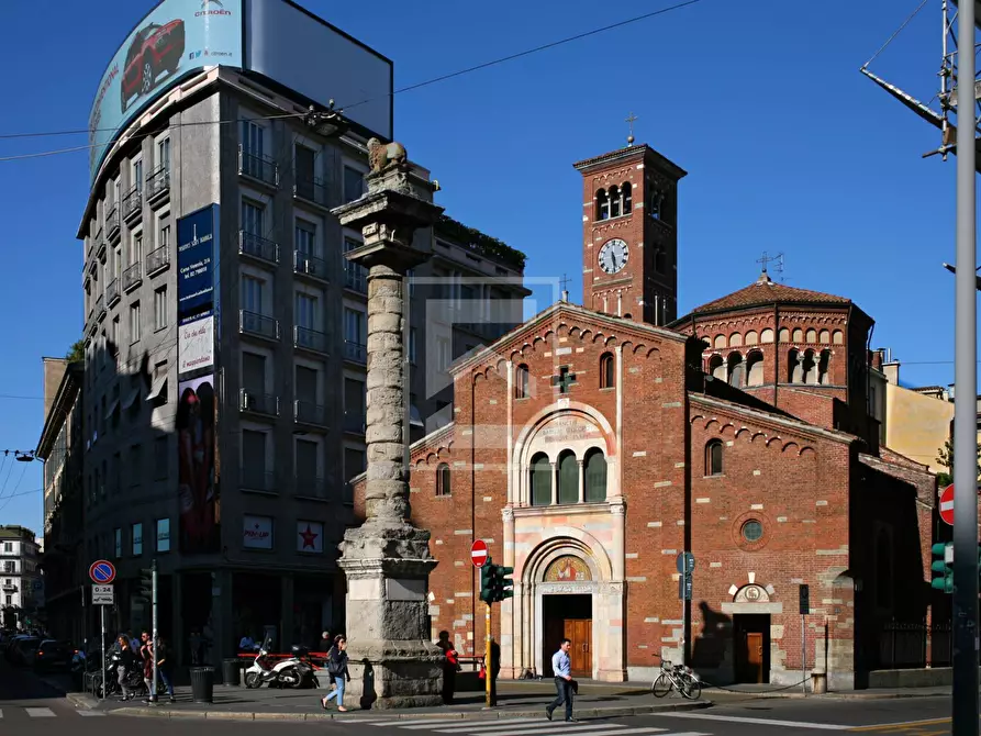 Immagine 26 di Villa in vendita  in Via Giuseppe Giacosa a Milano
