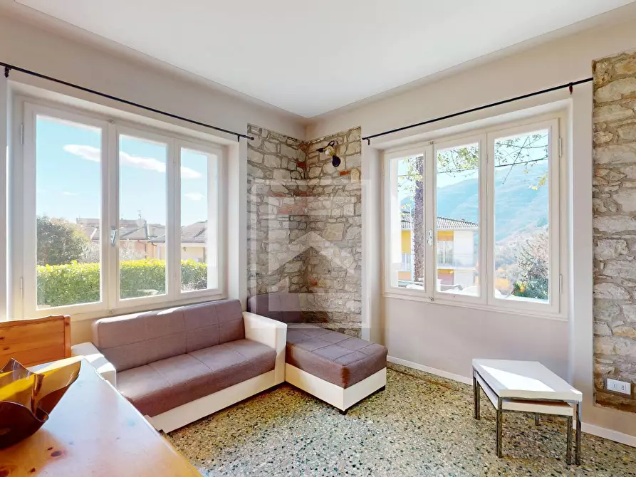 Immagine 10 di Villa in vendita  in Via Badiale a Calvagese Della Riviera