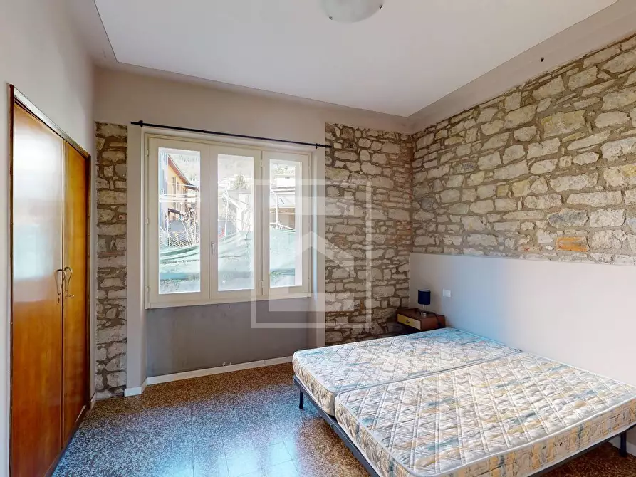 Immagine 27 di Villa in vendita  in Via Badiale a Calvagese Della Riviera