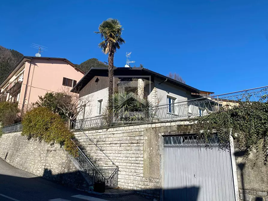 Immagine 35 di Villa in vendita  in Via Badiale a Calvagese Della Riviera