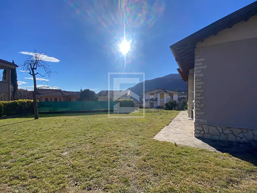 Immagine 39 di Villa in vendita  in Via Badiale a Calvagese Della Riviera