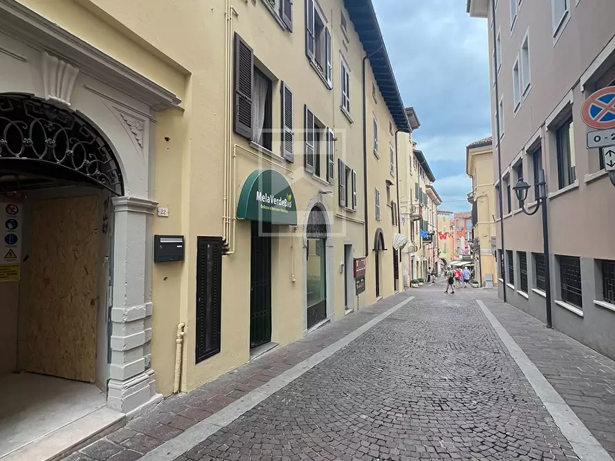 Immagine 2 di Appartamento in vendita  in via S.A. Merici 18 a Desenzano Del Garda