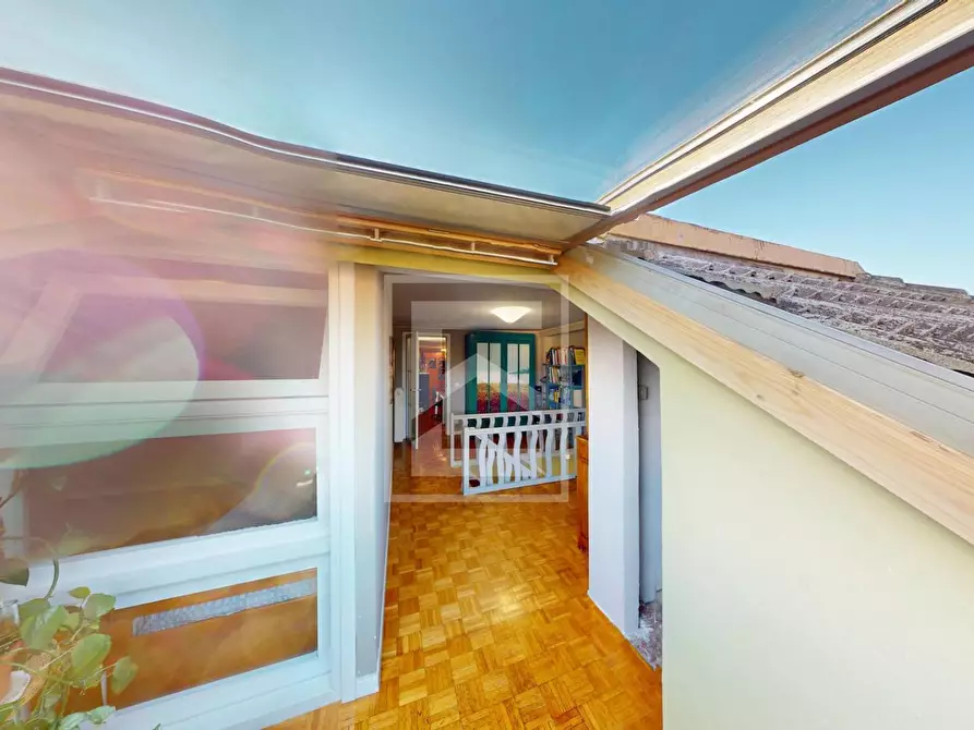 Immagine 24 di Attico in vendita  in Viale Motta a Desenzano Del Garda