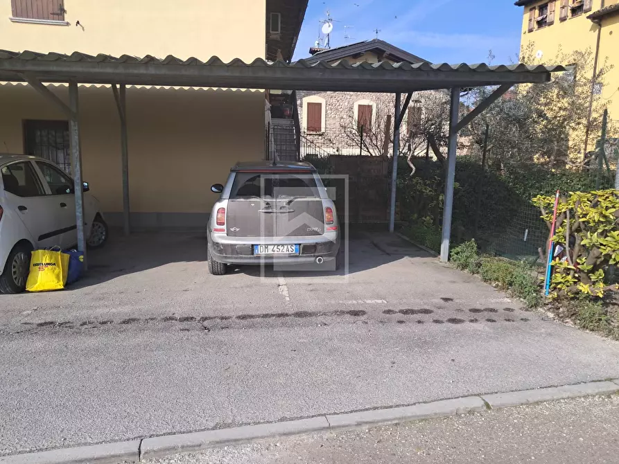 Immagine 22 di Appartamento in vendita  in via vaccarolo a Desenzano Del Garda