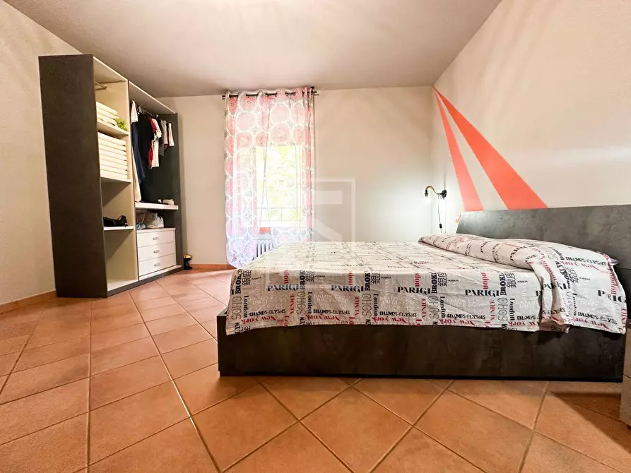 Immagine 17 di Appartamento in vendita  in via vaccarolo a Desenzano Del Garda