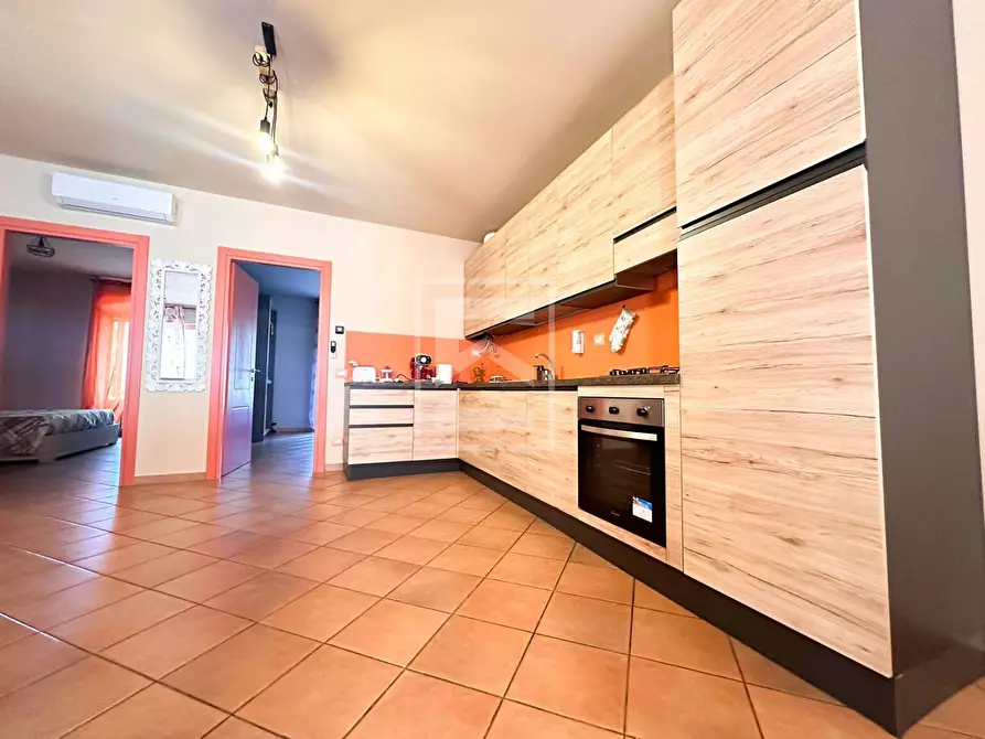 Immagine 4 di Appartamento in vendita  in via vaccarolo a Desenzano Del Garda