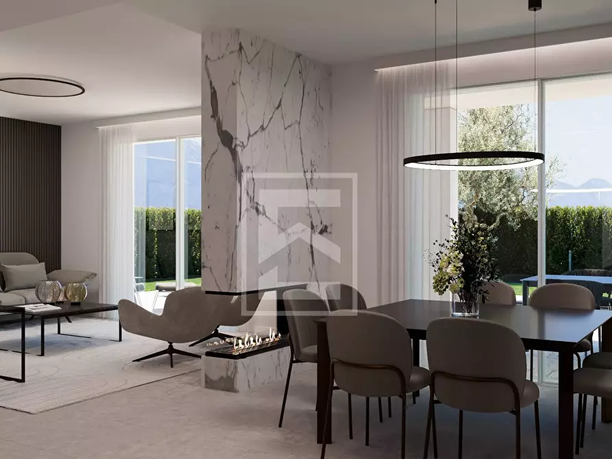 Immagine 10 di Villa in vendita  in piazza san martino a Moniga Del Garda