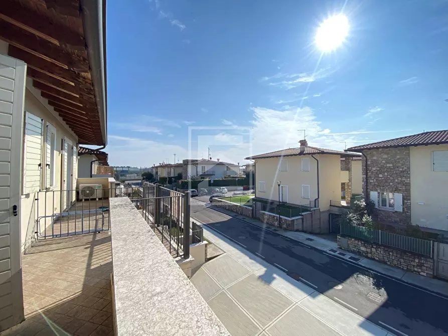 Immagine 6 di Casa semindipendente in vendita  in Via Valtenesi a Calvagese Della Riviera