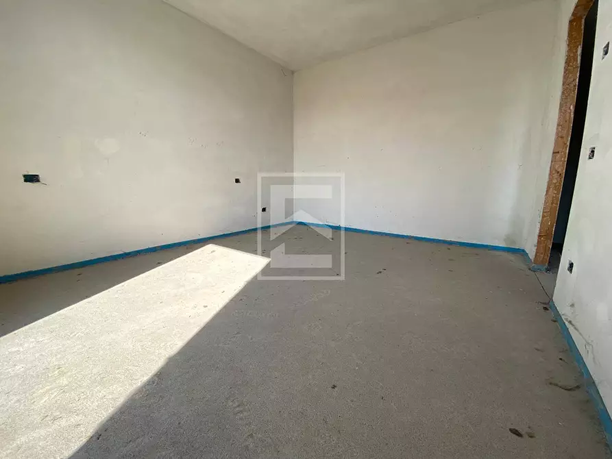 Immagine 8 di Casa semindipendente in vendita  in Via Valtenesi a Calvagese Della Riviera