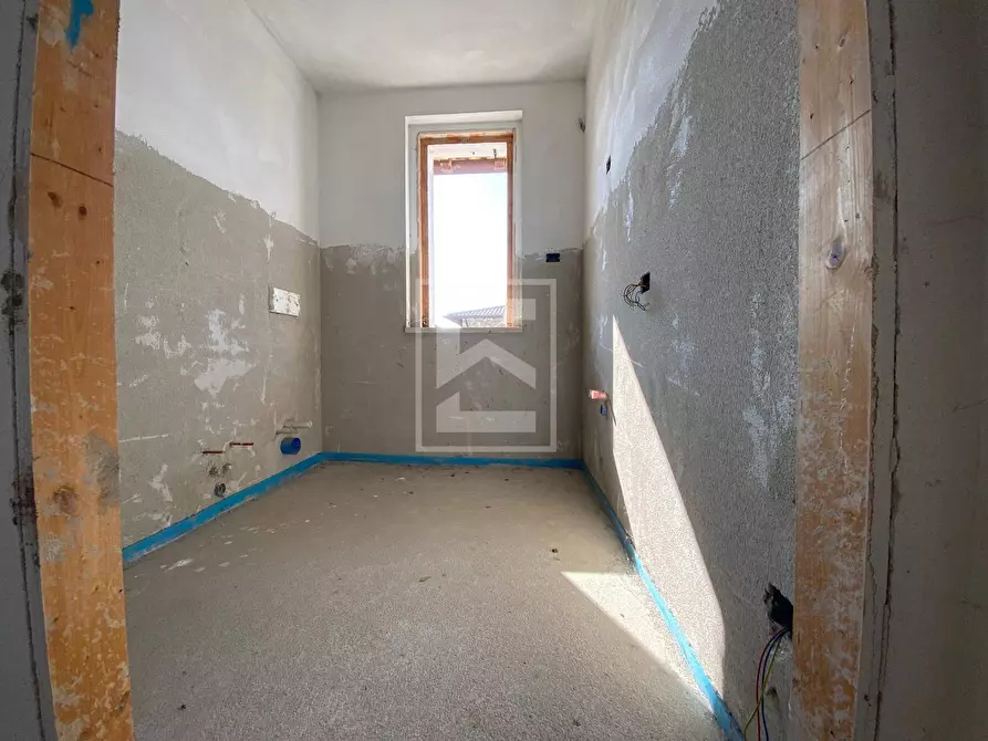 Immagine 11 di Casa semindipendente in vendita  in Via Valtenesi a Calvagese Della Riviera