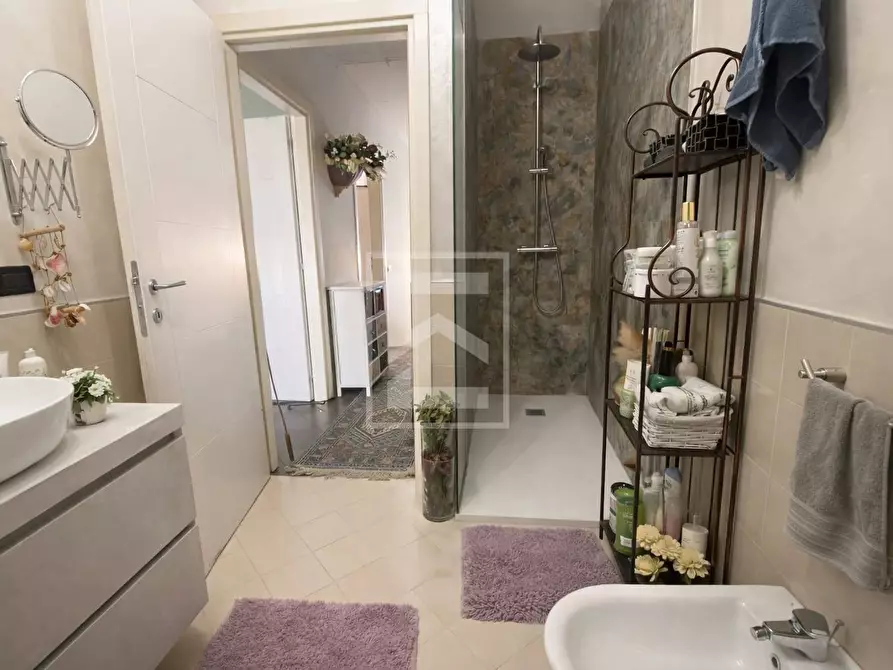 Immagine 13 di Casa semindipendente in vendita  in Via Valtenesi a Calvagese Della Riviera